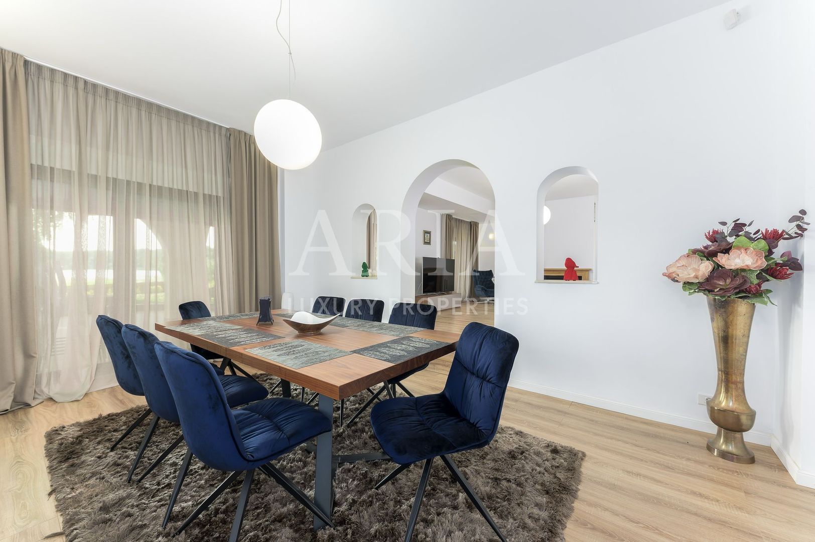 VILA SNAGOV WATERFRONT - PISCINA - PONTON 40M DESCHIDERE LA LAC - Poză 10