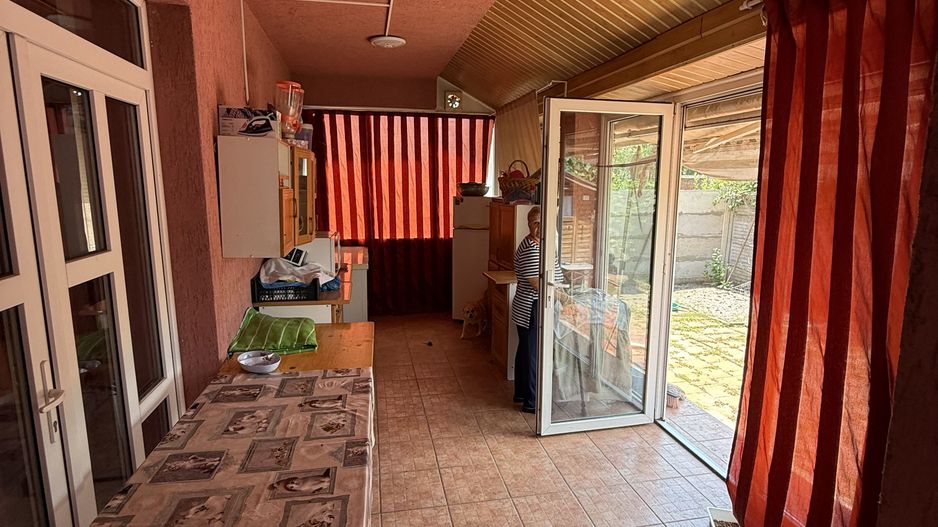 Vila P+1 cu terasă 255 mp + garaj 22,5 mp si teren 417 mp-Berceni ! - Poză 13