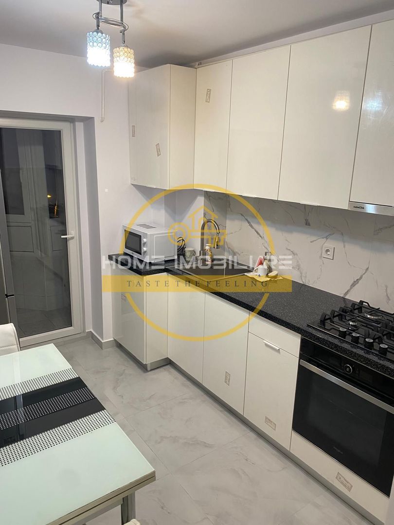 Etaj 3din 8-Apartament 1Camera-Decomandat-Nicolina Prima Statie! - Poză 1