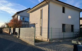 Vila noua P+1, spatii generoase, pod mare, curte libera – ideala pentru familie - Poză 3