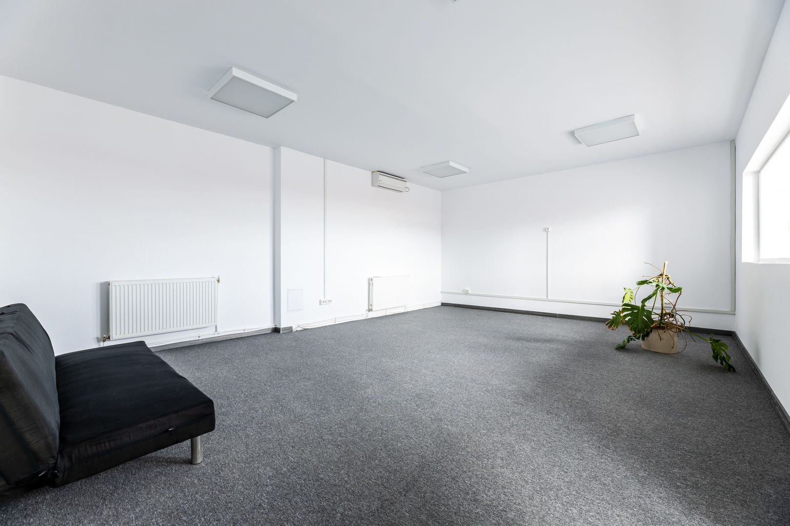 Spațiu de birouri de închiriat în zona UTA - Poză 2