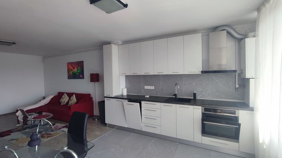 2 camere cu Parcare Subterana Piata 1 MAi - Poză 4