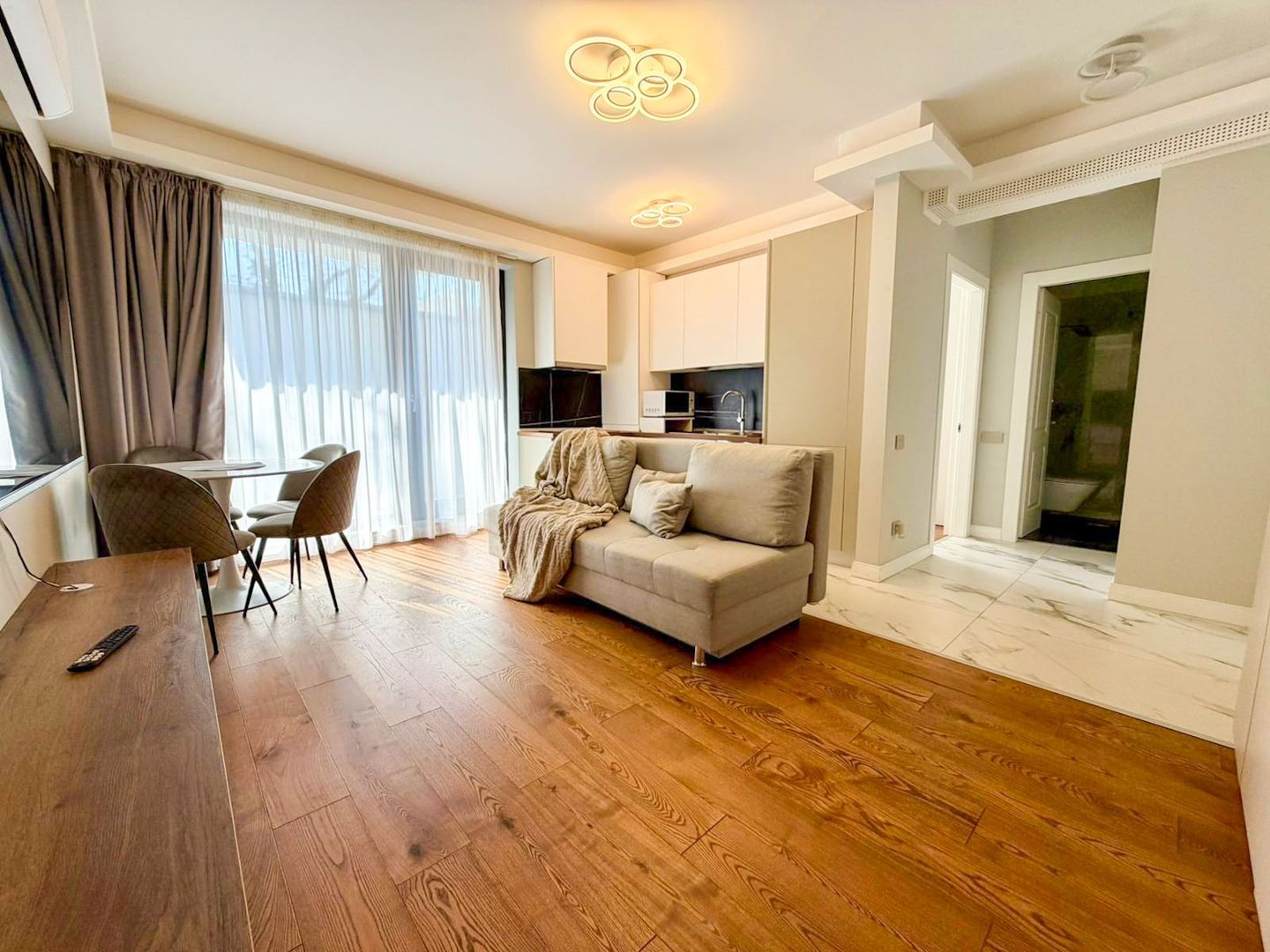 Închiriere apartament 2 camere 46mp | Prima Închiriere | Unirii - Poză 1