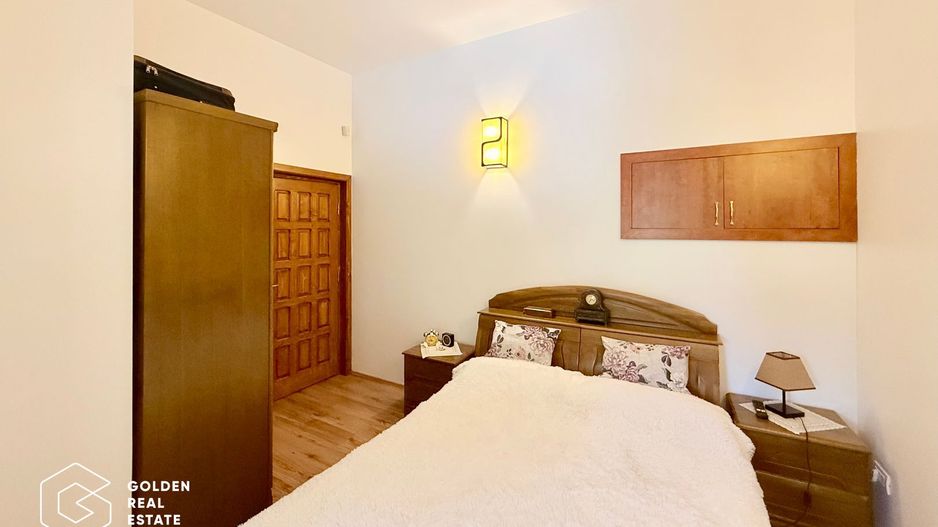 Vila de exceptie in Sinaia, mobilata, utilata, cu vedere superba - Poză 18