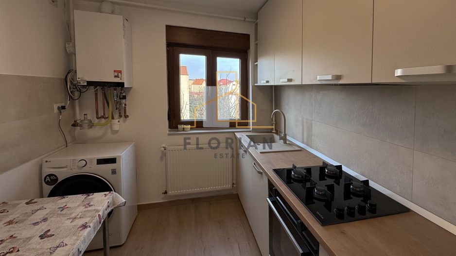 Apartament cu 3 camere in Piata Balcescu - Poză 7