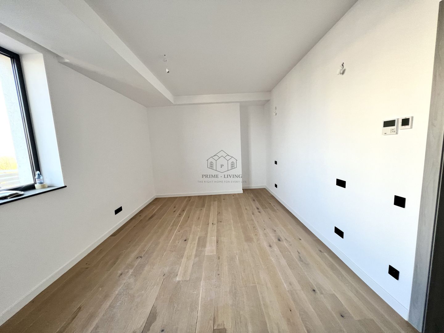 APARTAMENT DEOSEBIT CU 3 CAMERE LA VANZARE CU VEDERE SPRE PARC - Poză 6