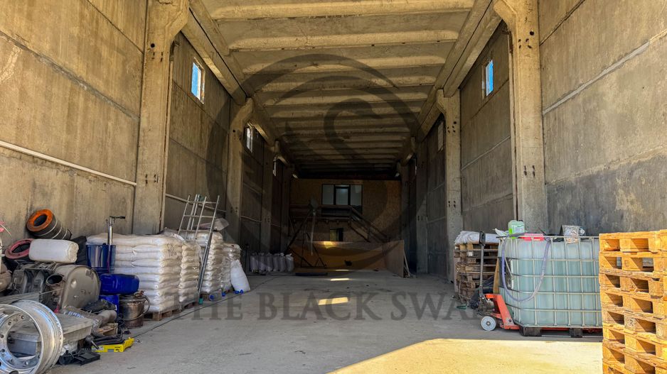 Teren 31.000 MP + Constructie 800 MP de vanzare | Valenii de Munte - Poză 11