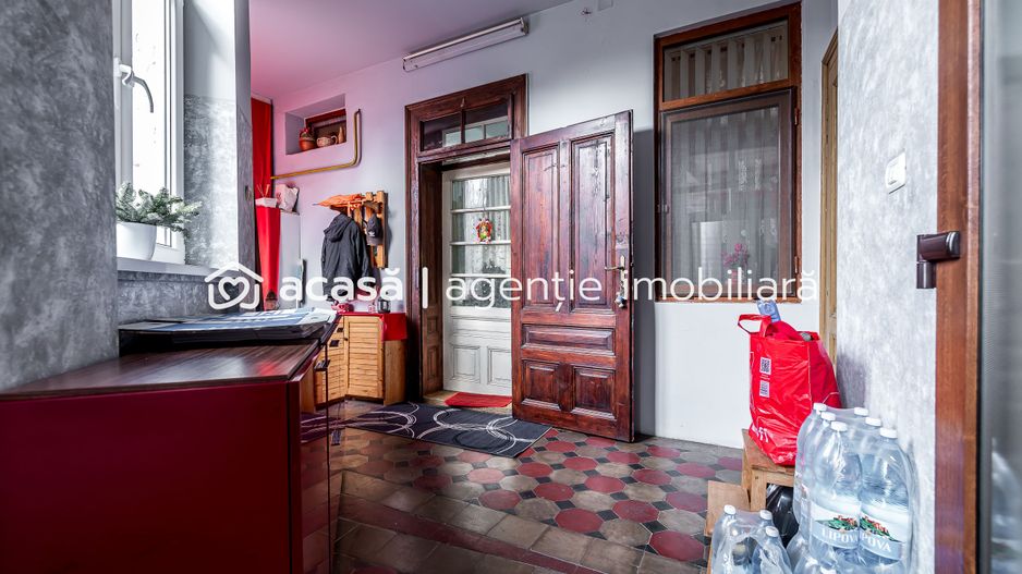 Apartament cu 3 Camere la Casă pe Strada I.L. Caragiale, Arad - Poză 5