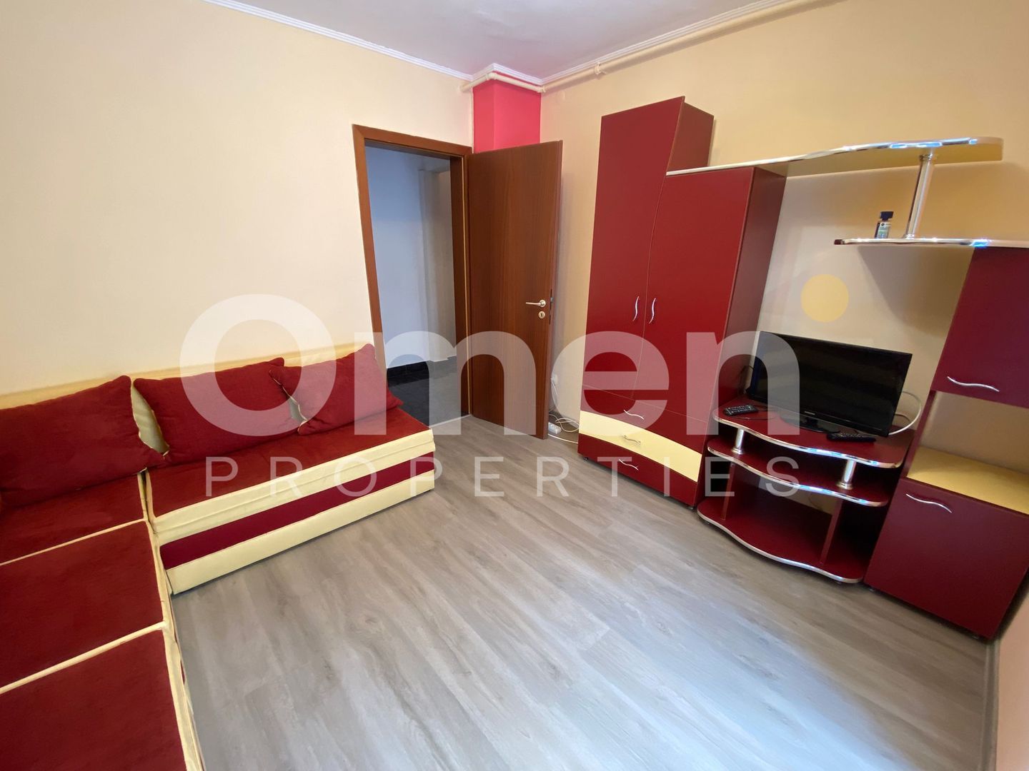 Apartament cu 2 camere, orientare Vestica, zona Piata Izvoare - Poză 1