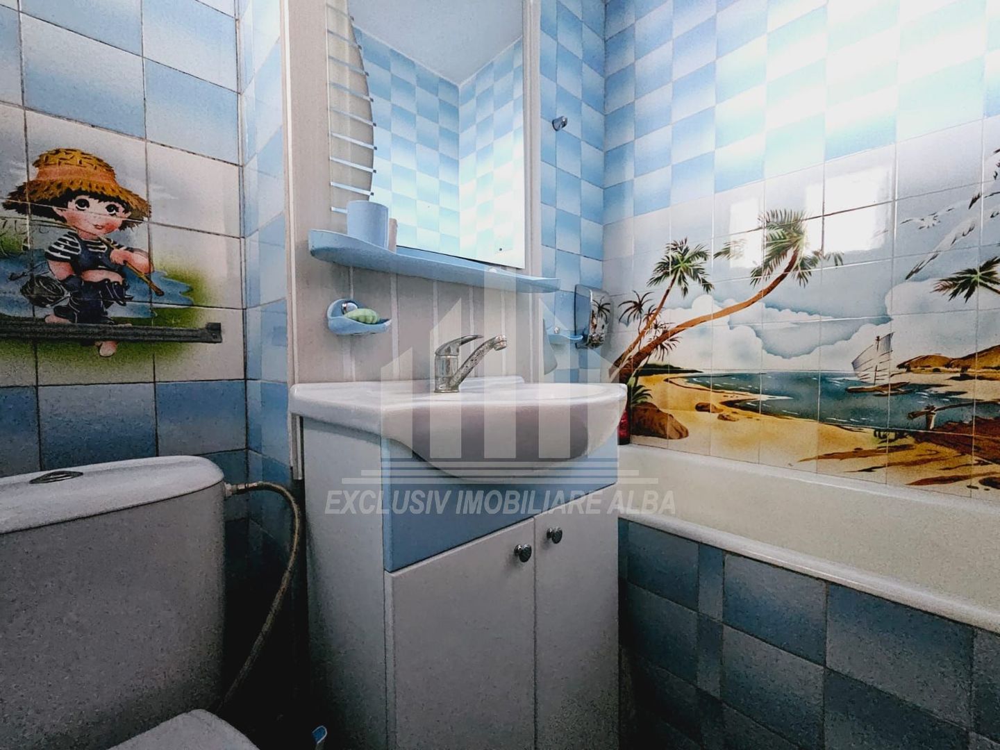 Apartament cu 4 camere de vanzare, Cetate - Poză 11