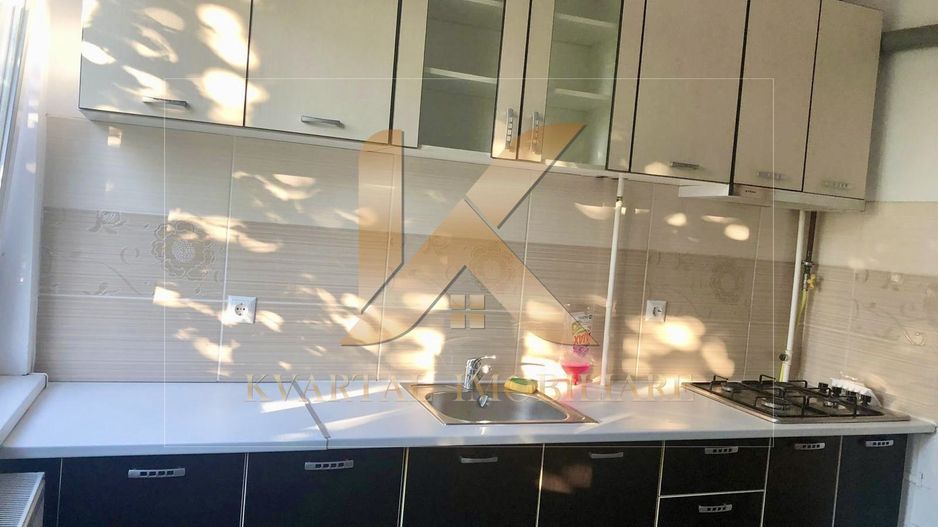 Apartament renovat 2 camere , 65 mp Zona Podgoria! - Poză 9