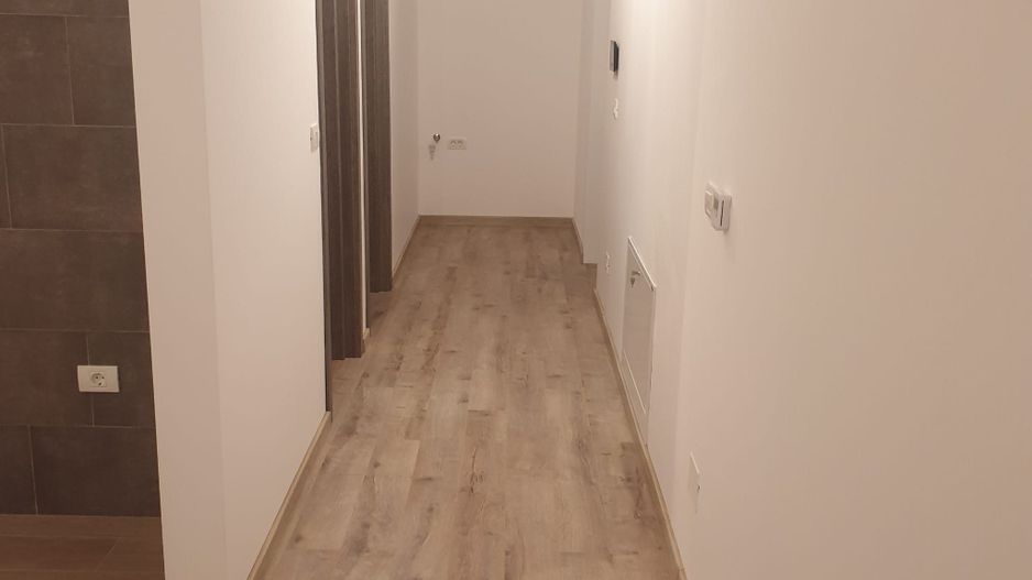 Zona Hotel IQ - Poză 9