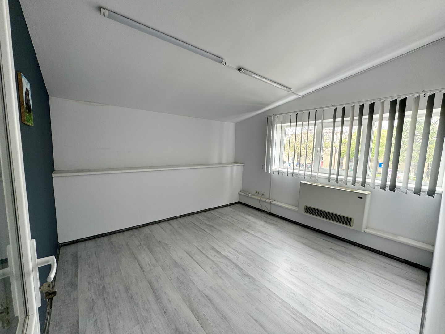 Depozit-Hala-Productie 744mp+366 Birouri-Acces tir - Poză 10