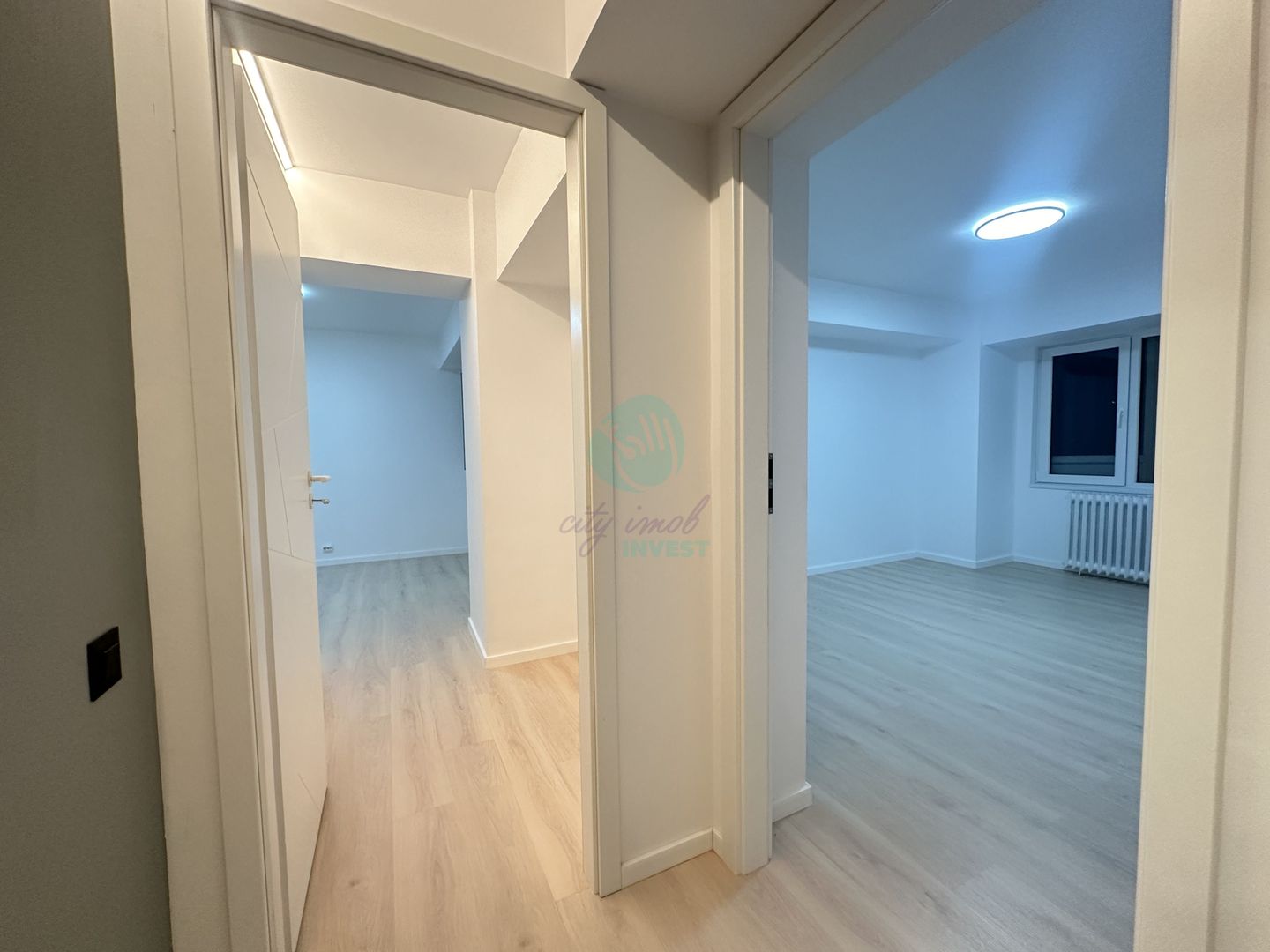 3 camere renovate la 5 minute de METROU - Poză 6