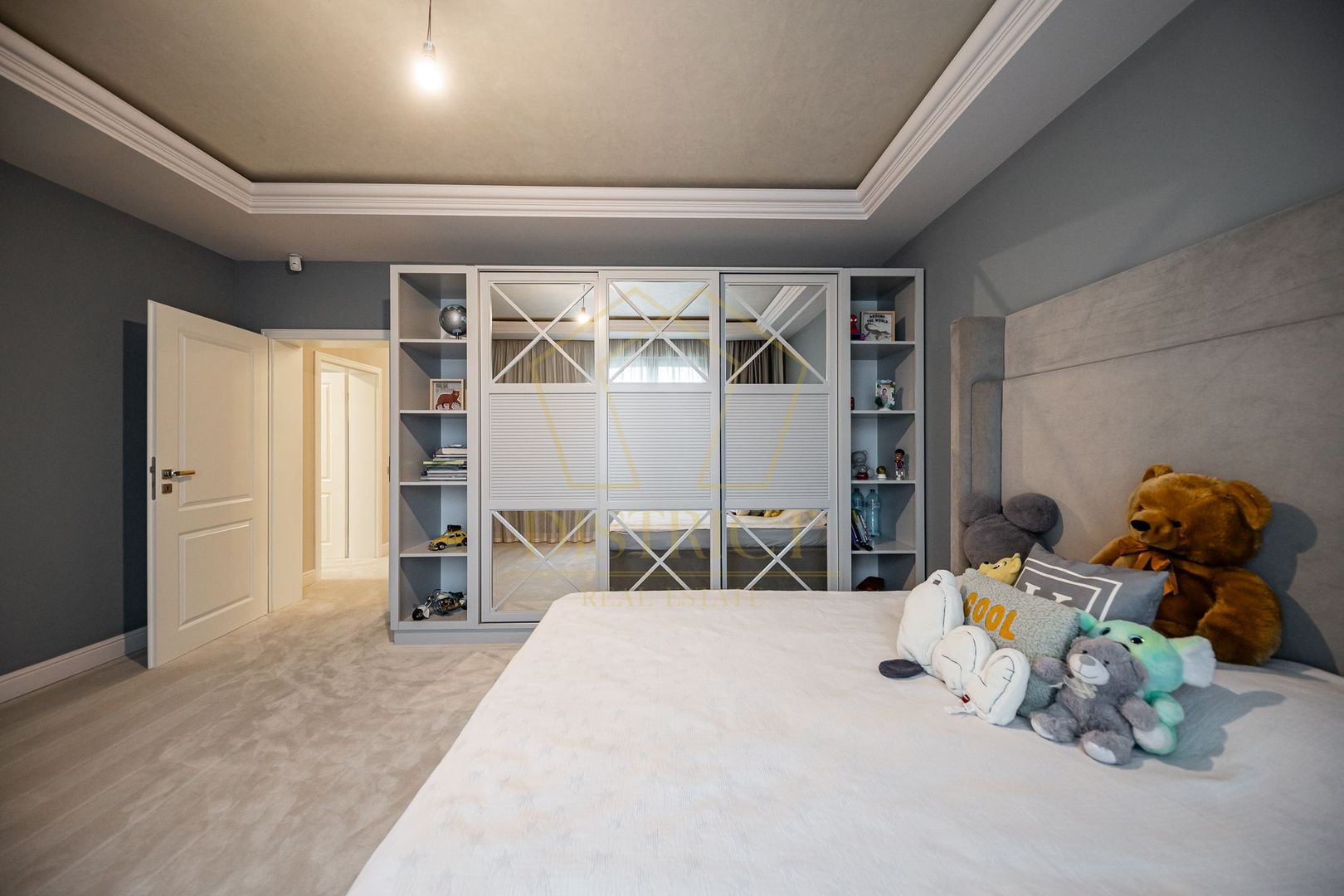 Vila exclusivista cu garaj si piscina I Dumbravita I Comison 0% - Poză 15