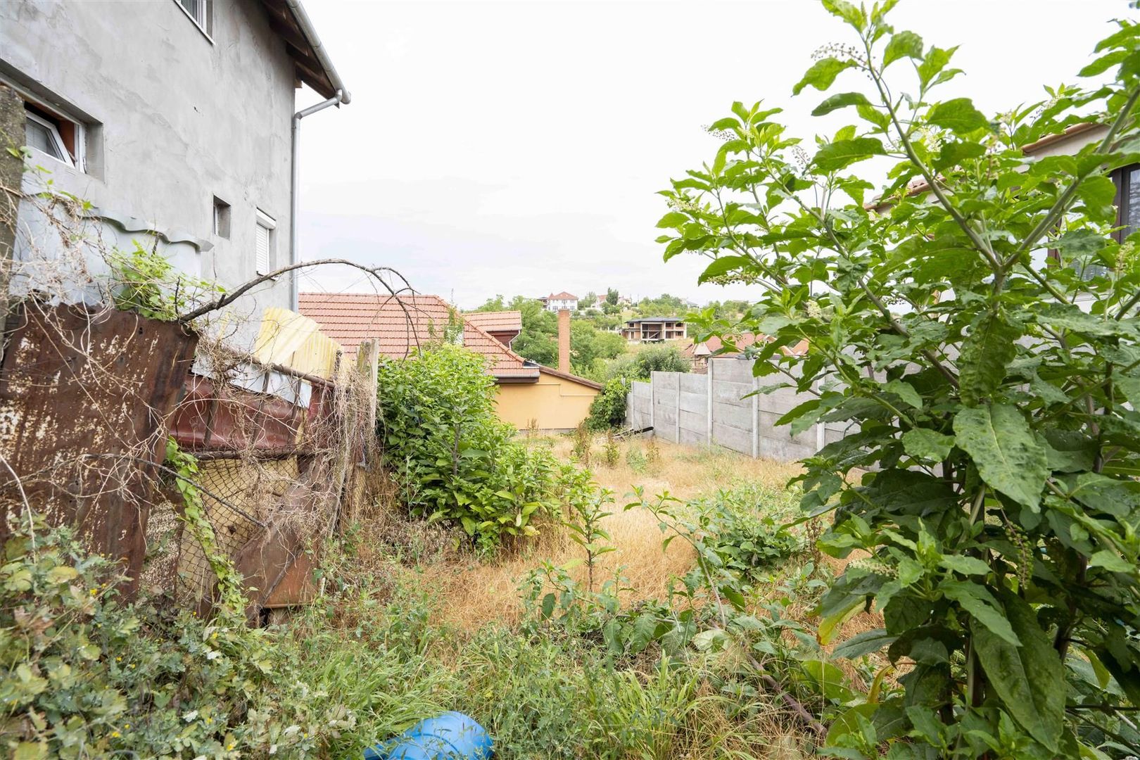 Casa si teren cu dublu front zona Dealuri - Poză 4