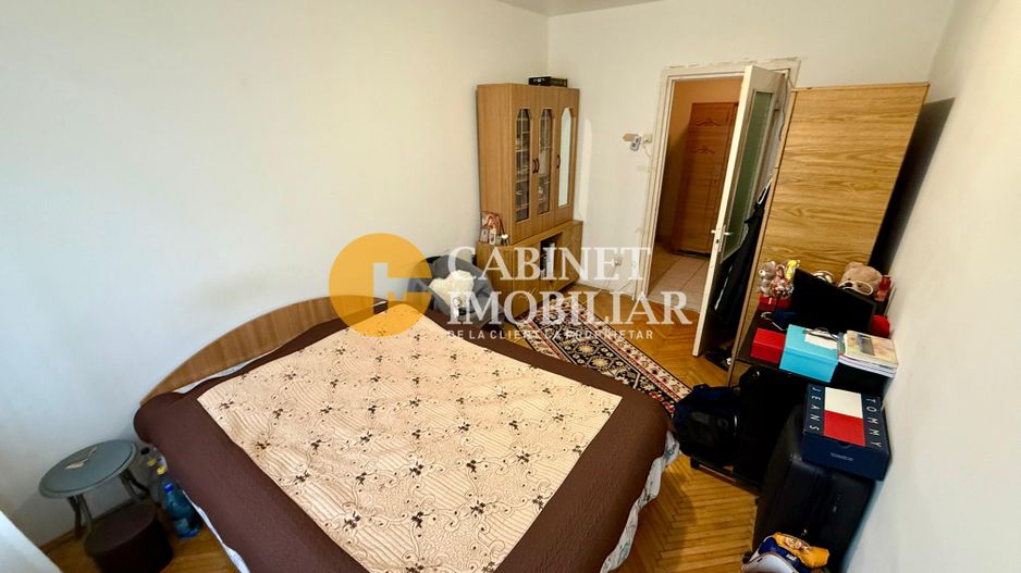 2 Camere Decomandat -  Etaj 2 - Bld. Alexandru Cel Bun - Poză 3