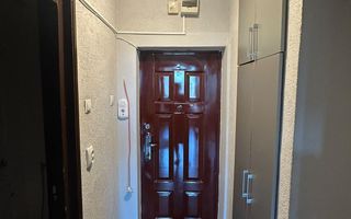 Garsoniera cocheta, 32 mp, etaj intermediar, zona Detunata - Poză 5