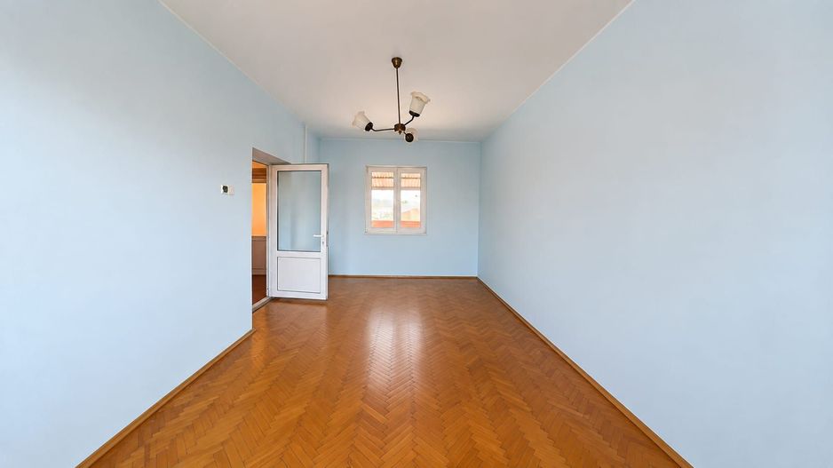 Casă cu 3 dormitoare și teren de 539 mp, Satu Mare str St, O Iosif - Poză 9