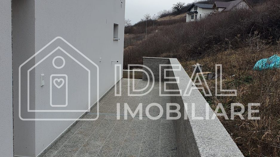 Casa Individuala Moderna cu 4 camere  si garaj, in Sura Mare - Poză 19
