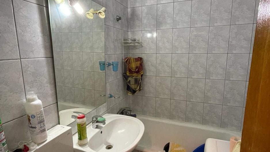 Apartament 2 camere de vanzare Drumul Taberei - Poză 4