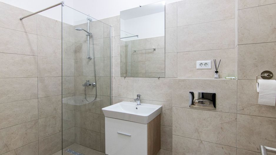 2 Camere, 2 balcoane, mobilat, PARCARE SUBSOL INCLUSA, 3 minute Metrou Pacii - Poză 10