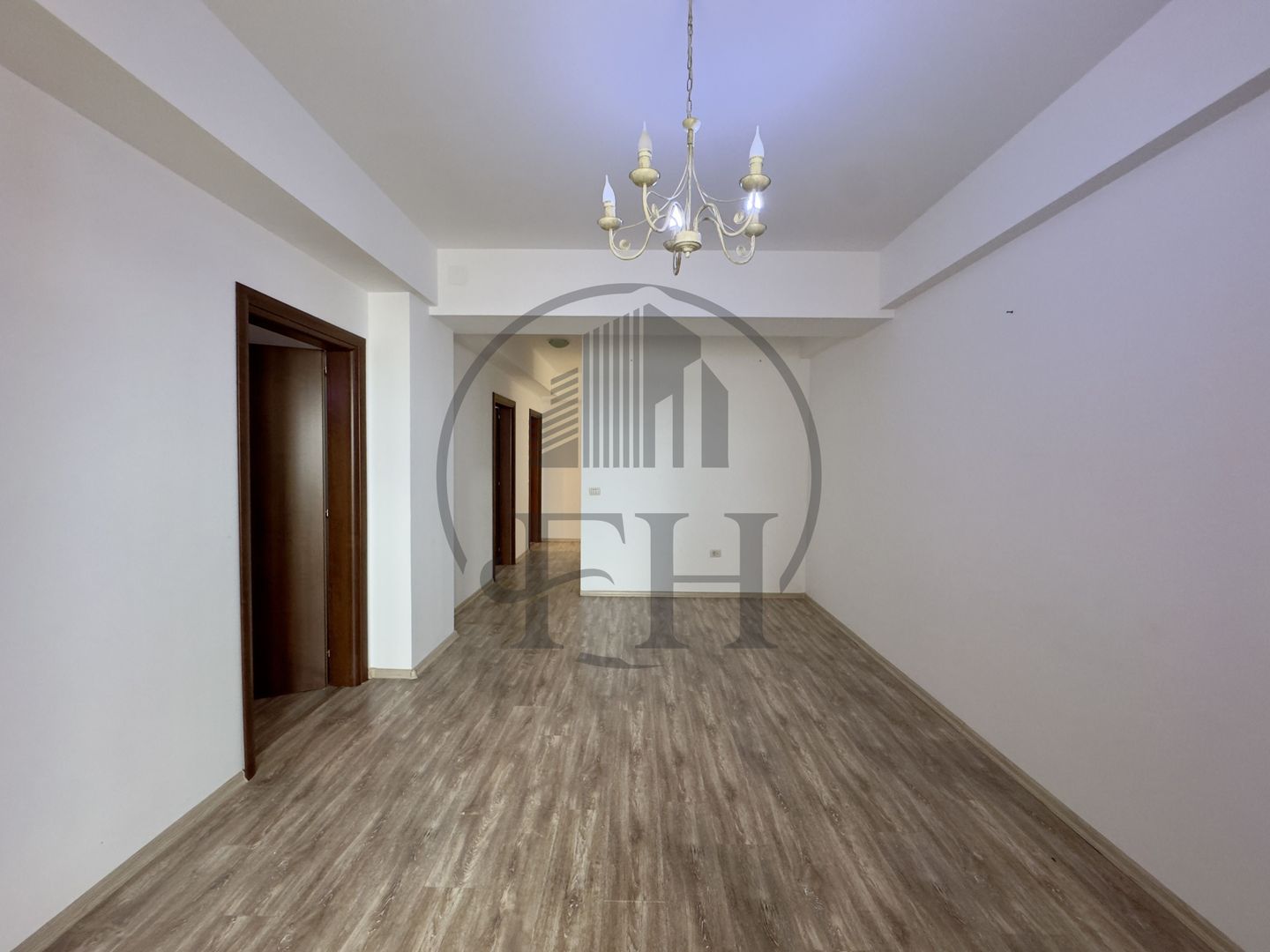 Apartament 3 camere de vanzare Mamaia, zona Summerland - Poză 4