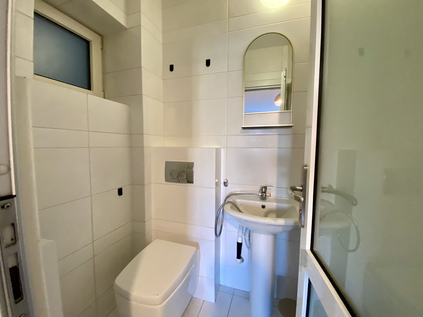 Apartament cu 3 camere in Centrul Civic - Poză 12