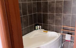 Vanzare Apartament 3 Camere la 1 Minut de Mall Vitan - Poză 4