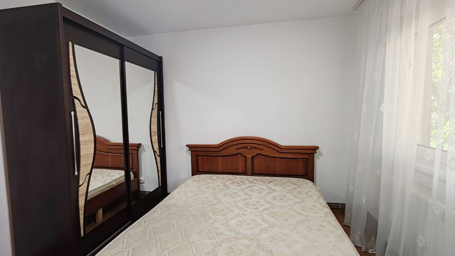 Apartament 3 camere decomandat etajul 1 65mp 500euro Nicolina 2 - Poză 11