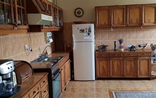 Casa ideala pentru transformare in pensiune - Poză 10