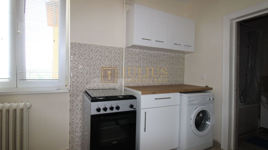 Medicina - Iulius Mall, dormitor cu pat matrimonial. - Poză 6