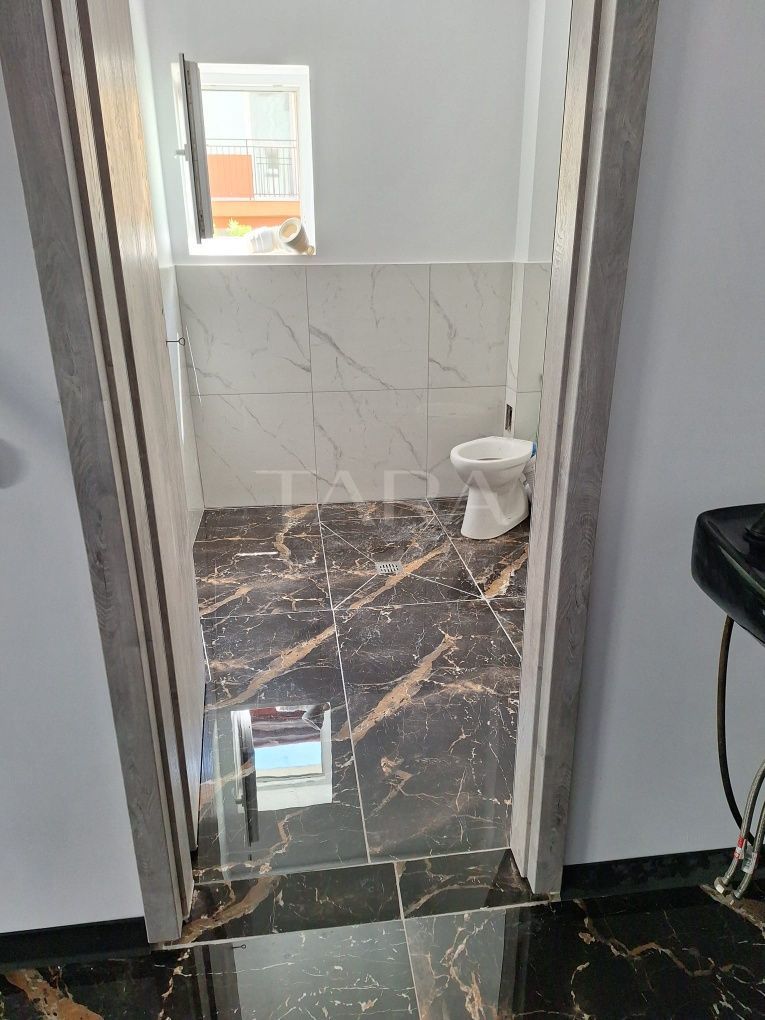 Apartament  2 camere de vânzare – spațiu comercial (parter). - Poză 6