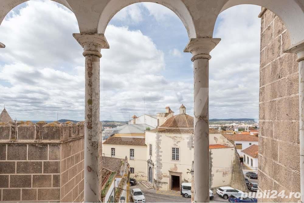 Se vinde Palatul Mesquita Pimentel - Poză 1