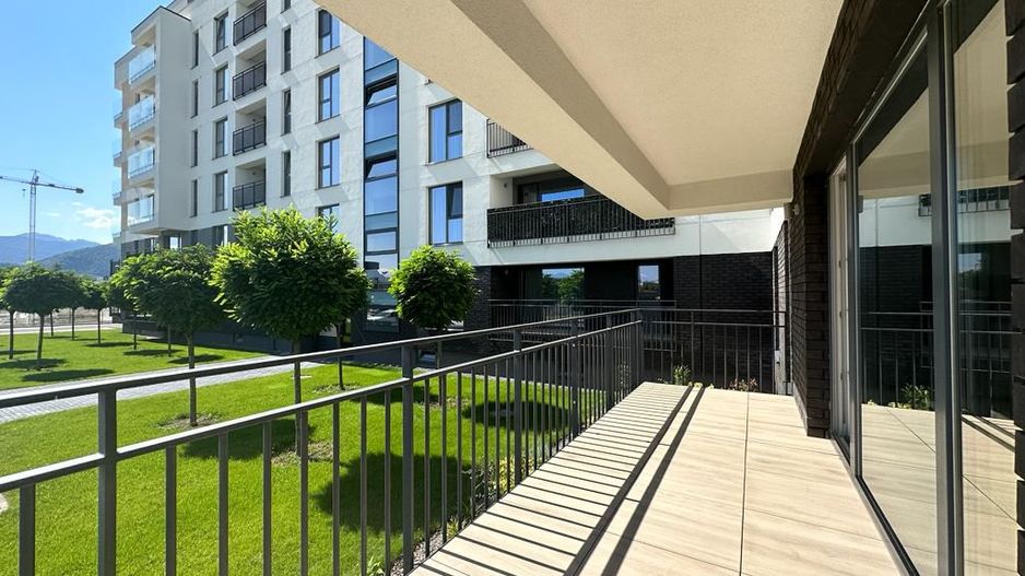 Vindem apartament NOU faza 5 Coresi Avantgarden - Poză 3