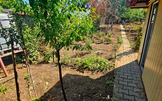 🏡 Casă spațioasă cu 9 camere în Strejnicu – pentru locuință, birouri - Poză 22