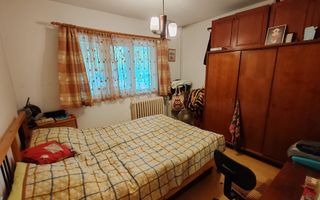 Apartament 2 camere, Sector 4, Resita/Luica, decomandat, spatios - Poză 3