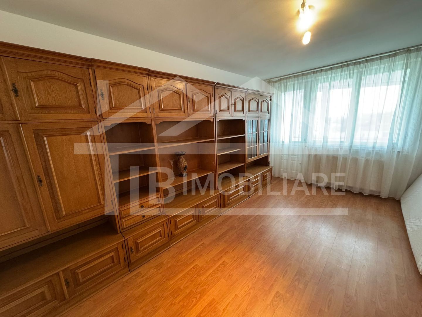 Apartament cu 2 camere, 50mp, Zona Ultracentrala - Poză 3