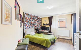 Casă și clădire de apartamente la Orțișoara - Poză 27