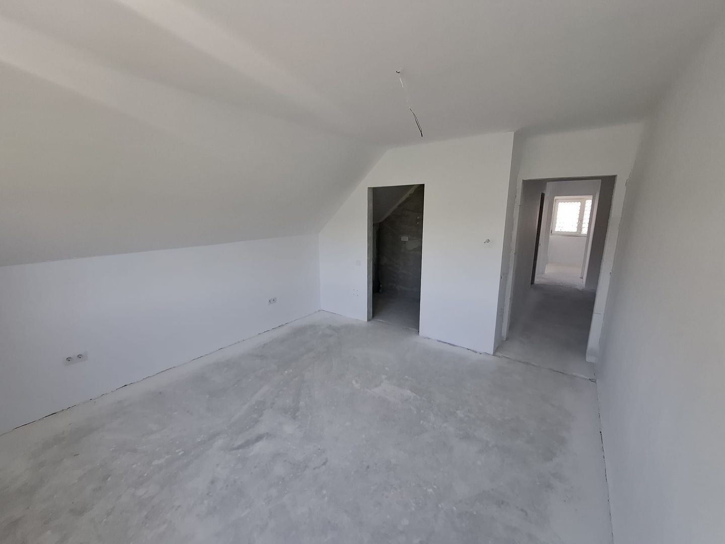Casa Individuala NOUA in Cristian, curte frumoasa - Sibiu - Poză 7