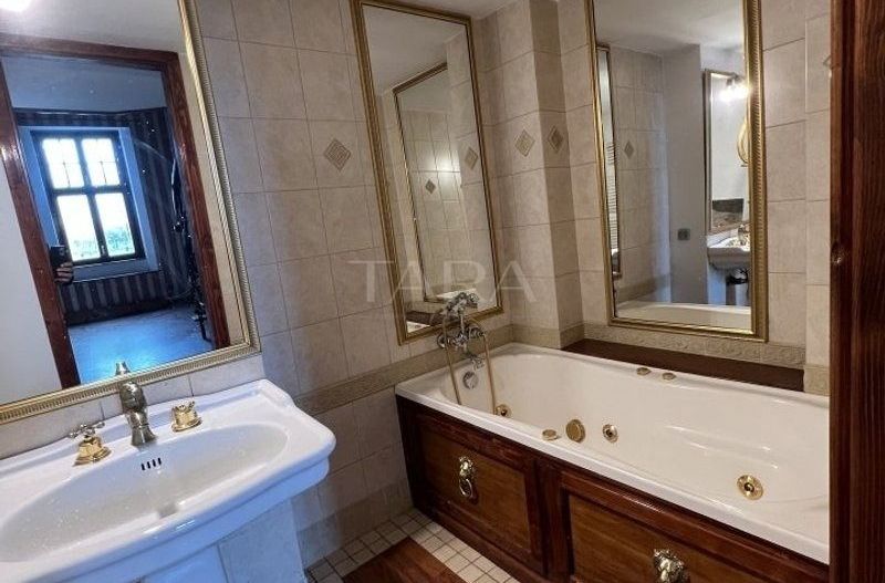 Apartament de vânzare cu 4 camere in zona Ultracentrala - Poză 6