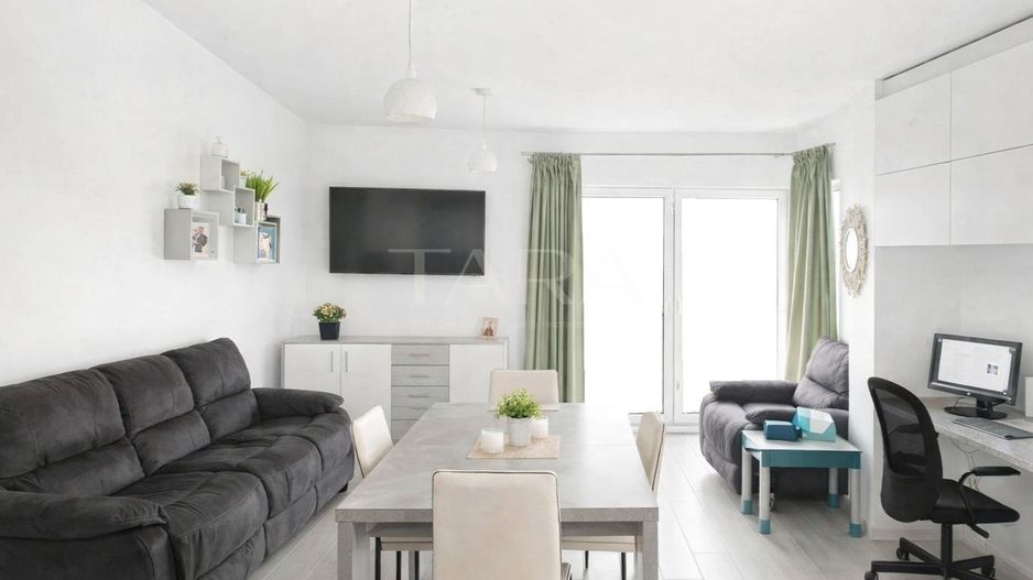 Apartament elegant cu 3 camere, zona Buna ziua - Poză 3