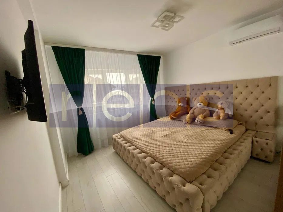DE VANZARE DUPLEX 93MP PLUS CURTE 200 MP - Poză 3