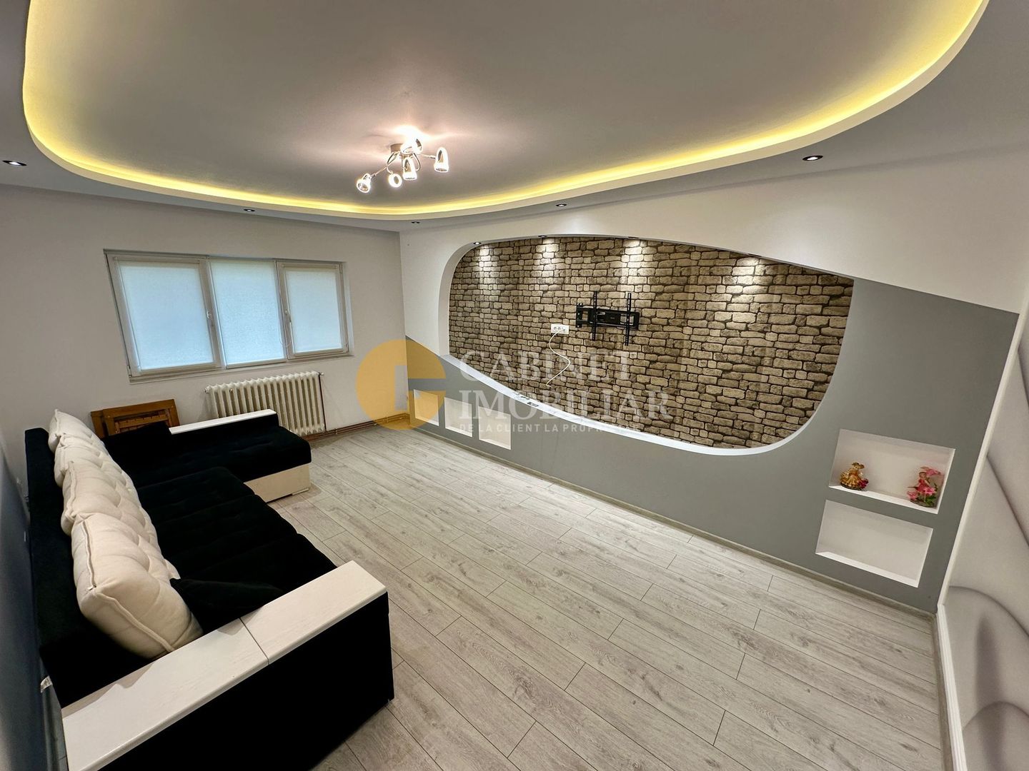 3 Camere Decomandat - Renovat - Bloc din 1980 - Zona Galata - Poză 1