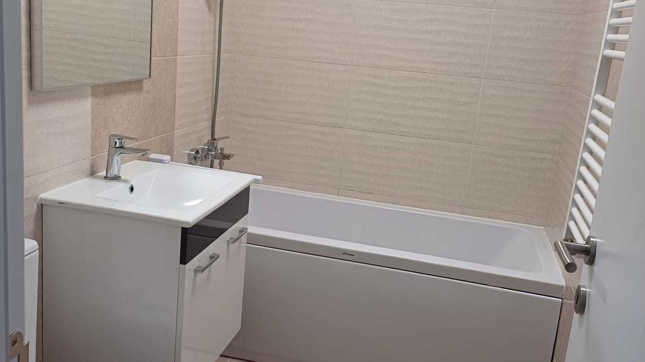 Garsonieră 42 mp, Bloc 2023, Centrală Proprie/Parcare Subterană Inclusă In Pret! - Poză 2