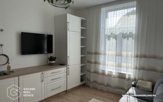 Apartament de lux pe Bulevardul  Revolutiei, 2 camere, parcare inclusa - Poză 3