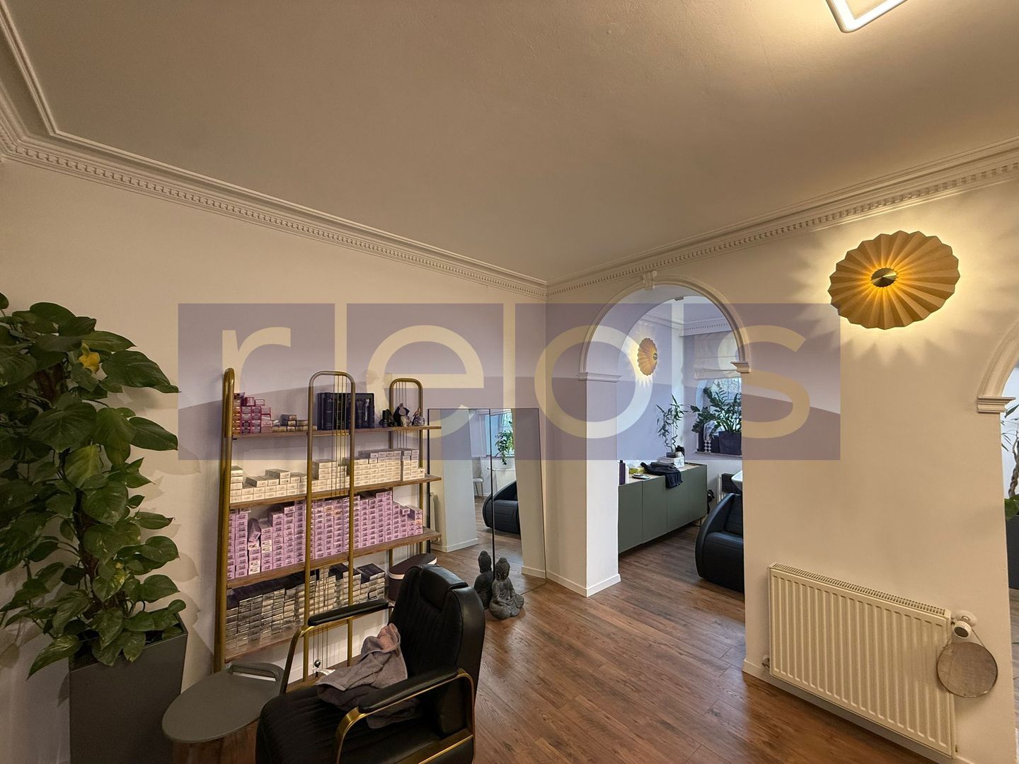 INCHIRIERE SPATIU SALON  DE LUX IN VILA | DOROBANTI | MOBILAT-UTILAT - Poză 11