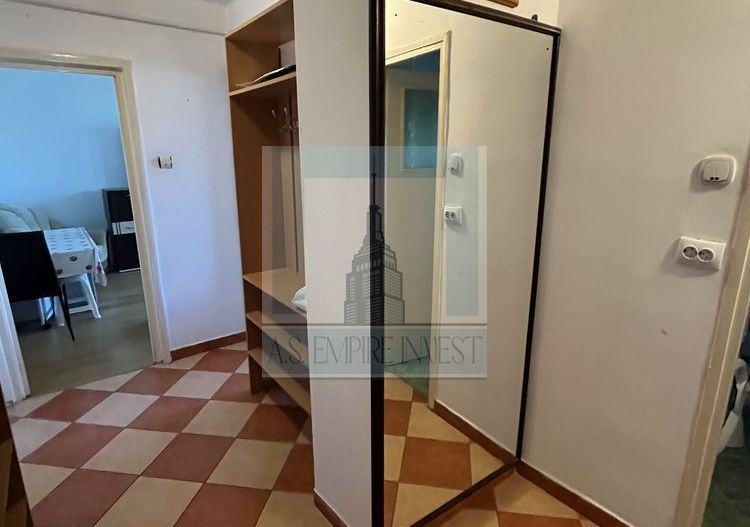 De vânzare apartament 3 camere/ Ghimbav - Poză 3