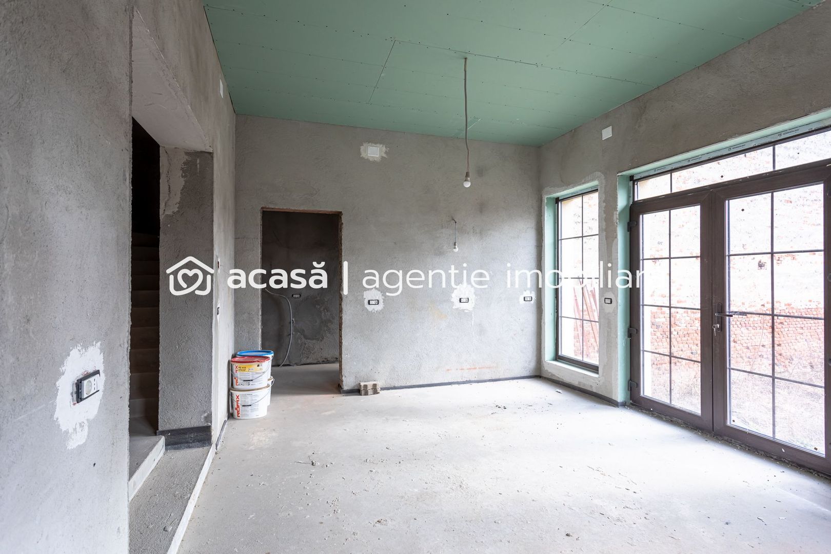 Casă / Vilă semifinisată cu destinații multiple zona centrală - Poză 7