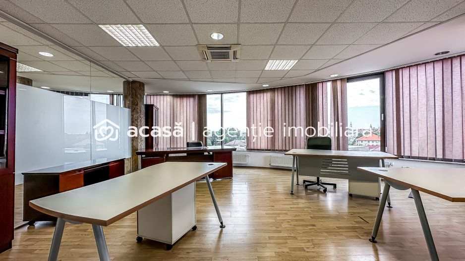 Închiriere spațiu de birouri premium în centru Arad - Poză 1